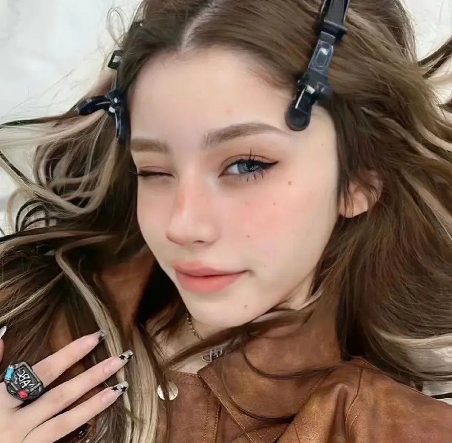 吸血鬼女王 海报